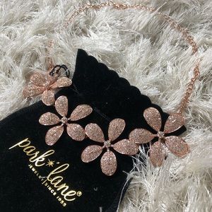 Rose Gold Floral Encrusted Necklace